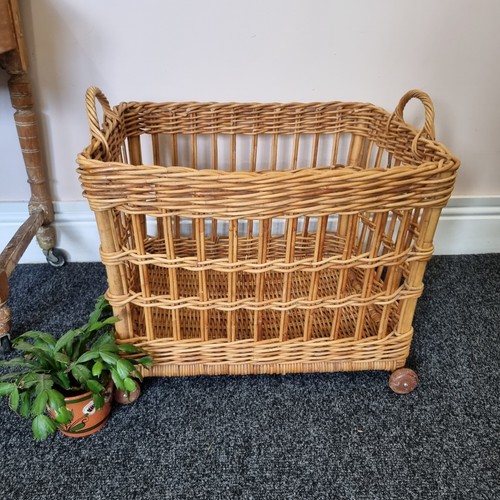 Large log basket wicker - log,